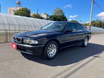 BMW 7 SERIES SEDAN E38 18.8萬 2000 桃園市二手中古車