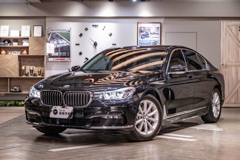 BMW 7 SERIES SEDAN  158.8萬 2018 高雄市二手中古車
