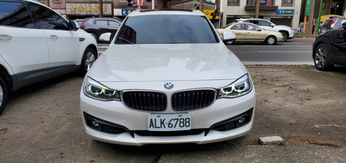 BMW 3 SERIES GRAN TURISMO F34 93.0萬 2015 桃園市二手中古車