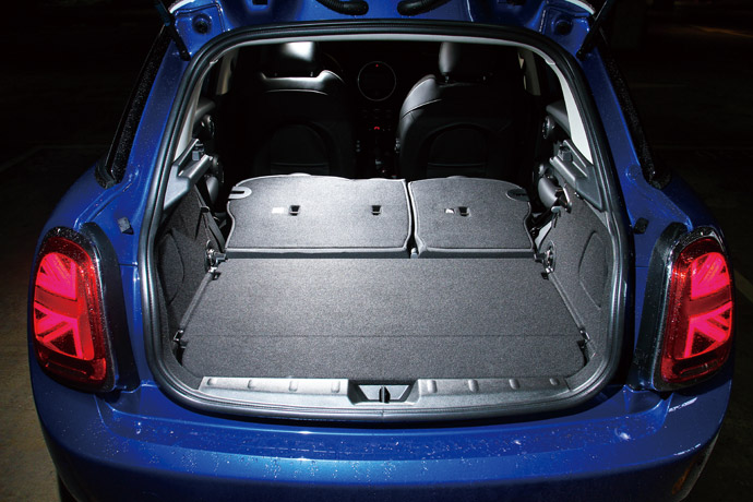 MINI Cooper 5-Door Hatch